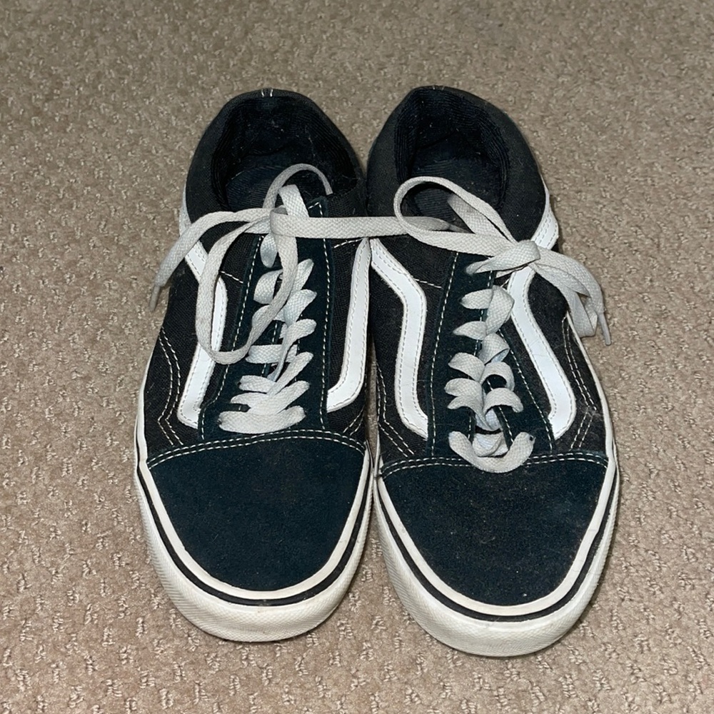 Black vans